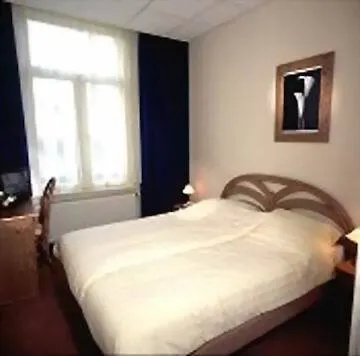 **  Hotel Linda Amsterdam Holandia